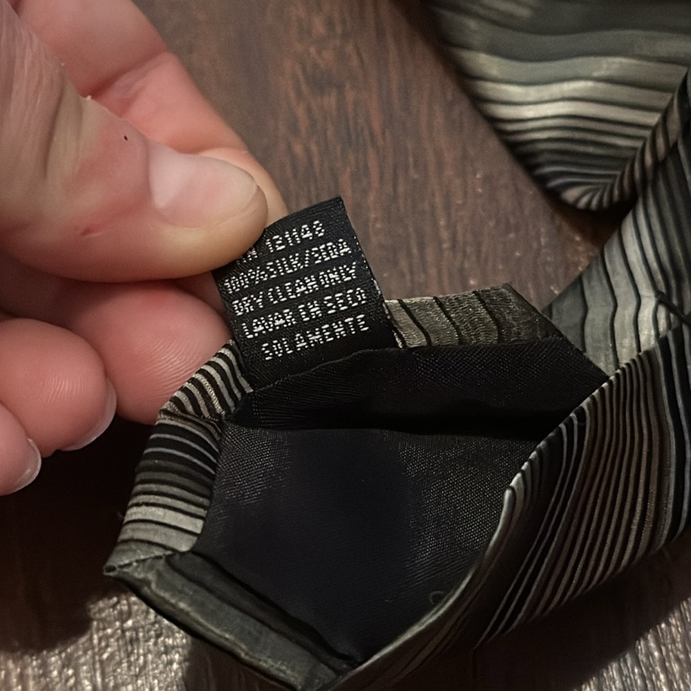 Via Europa Fine Neckwear 100% Silk Tie, Green, Cream, Navy, Black Striped - Picture 5 of 7